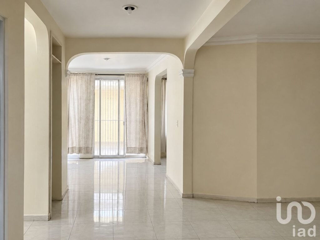 CASA EN VENTA EN FRACC. PUESTA DEL SOL, AGUASCALIENTES.