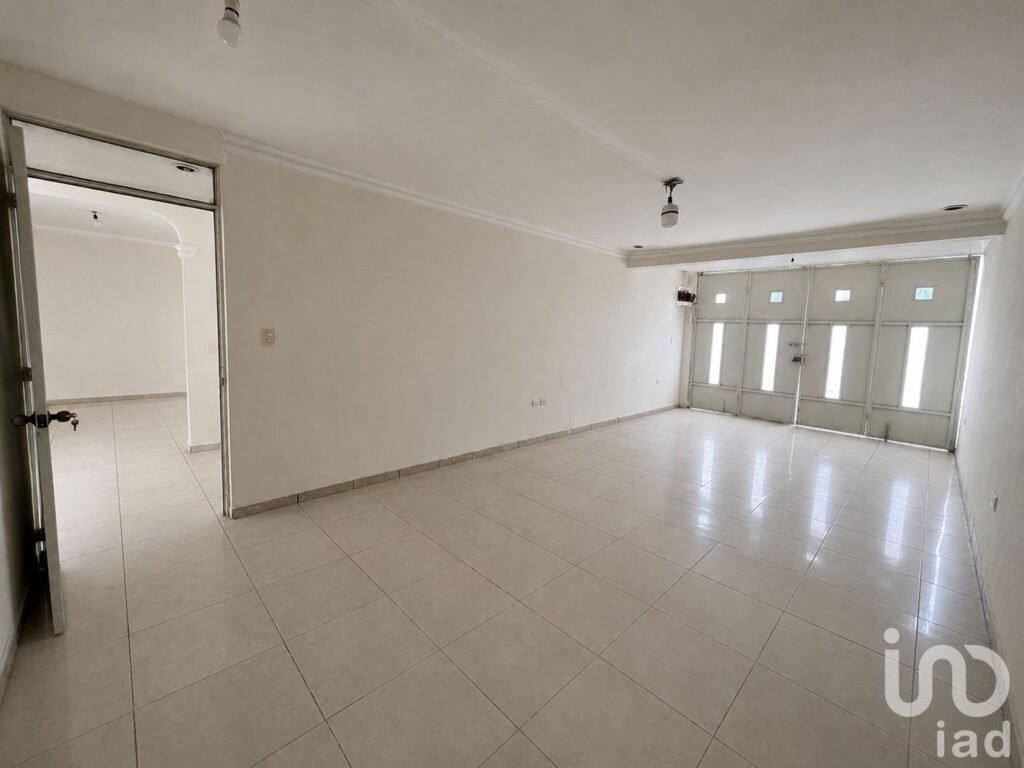 CASA EN VENTA EN FRACC. PUESTA DEL SOL, AGUASCALIENTES.