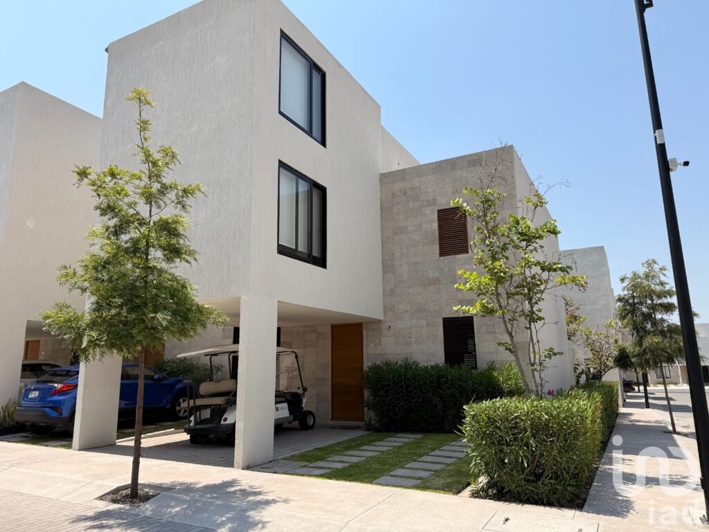 Casa en Venta en Distrito Sophia en Jurica, Queretaro