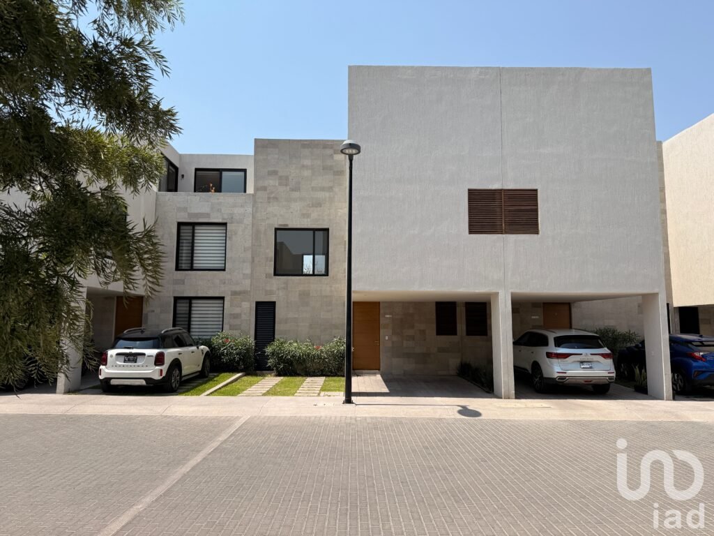 Casa en Venta en Distrito Sophia, Jurica Queretaro