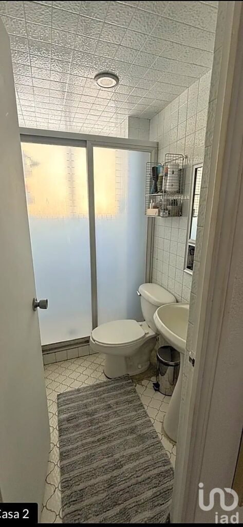 Casa en Venta con casa y departamento adicional en Colonia Electra, Tlalnepantla, Estado de México
