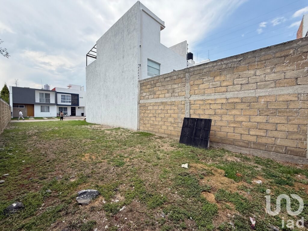 VENTA DE TERRENO EN PRIVADA A TRES MINUTOS DE ZEREZOTLA