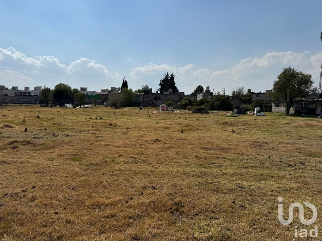 Terreno en Venta en san Jerónimo Chicahualco, Metepec, México
