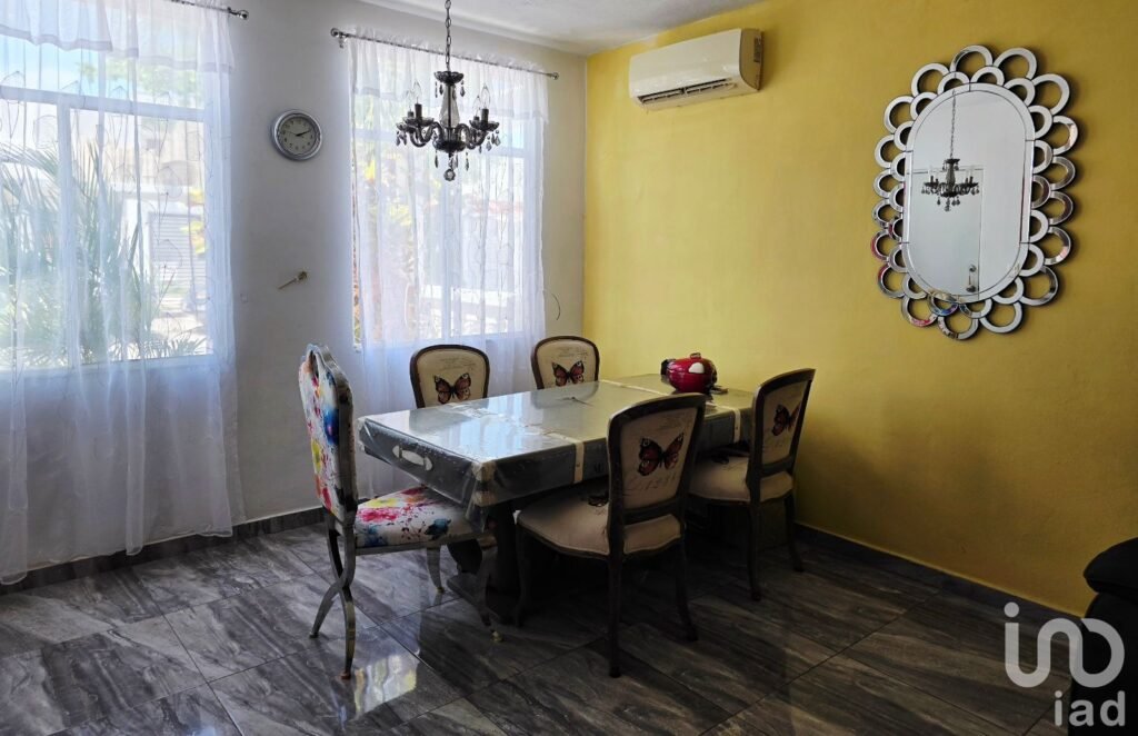 2 CASAS Y UN ESTUDIO - TODO AMUEBLADO