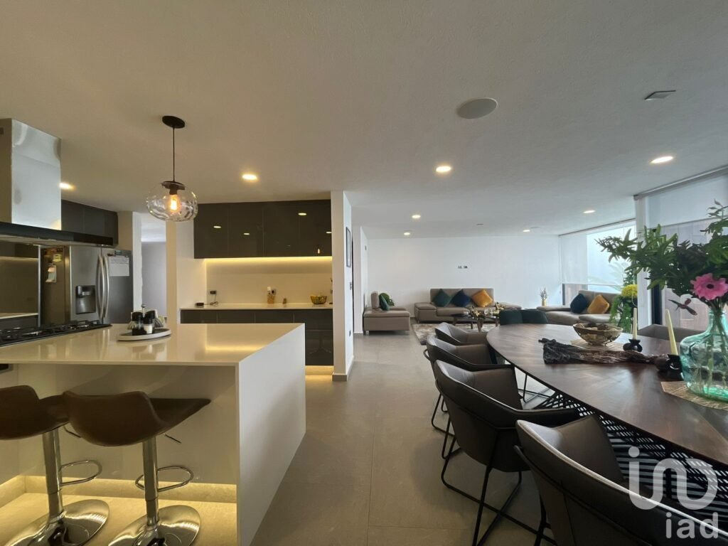 Casa en venta en Gran Reserva, Lomas de Angelópolis con vista a la ciudad