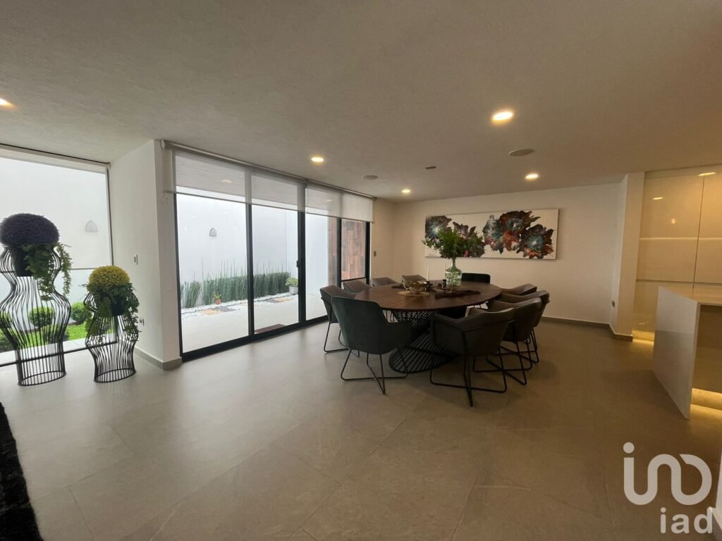 Casa en venta en Gran Reserva, Lomas de Angelópolis con vista a la ciudad
