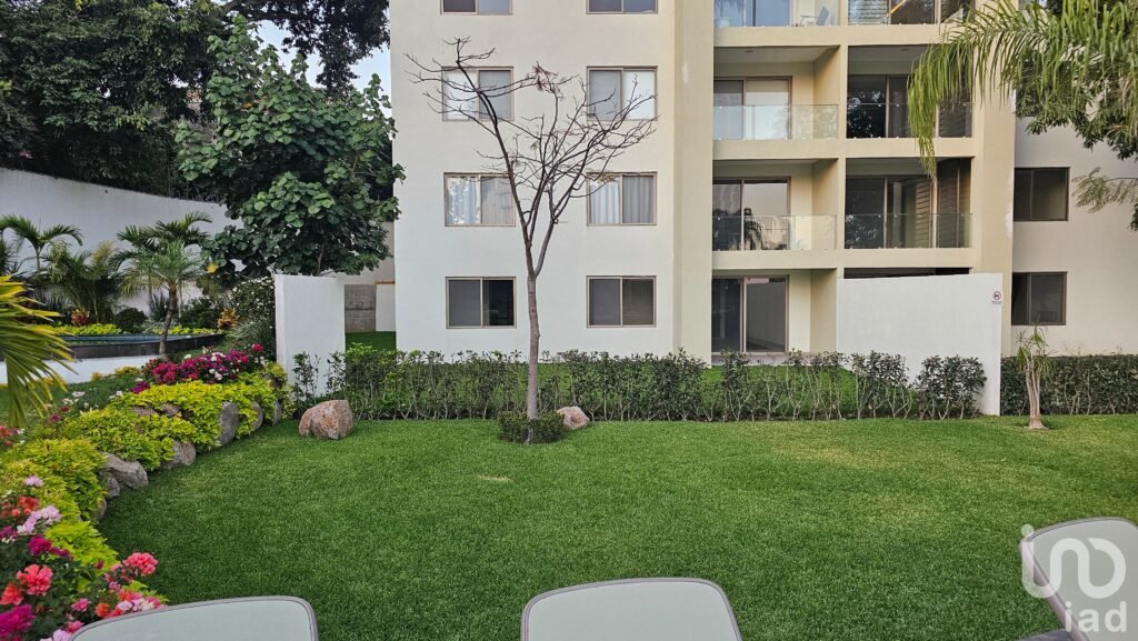 Departamento con Jardín en Renta, Av. Cuauhtémoc, Cuernavaca