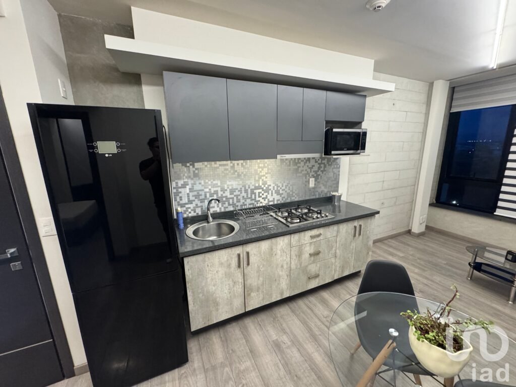 Departamento en Venta en Torre Adamant, Prolongación Campanario, Querétaro, Querétaro