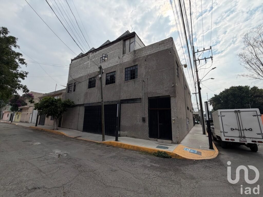 EDIFICIO INDUSTRIAL Y COMERCIAL EN VENTA | ECATEPEC, ESTADO DE MÉXICO