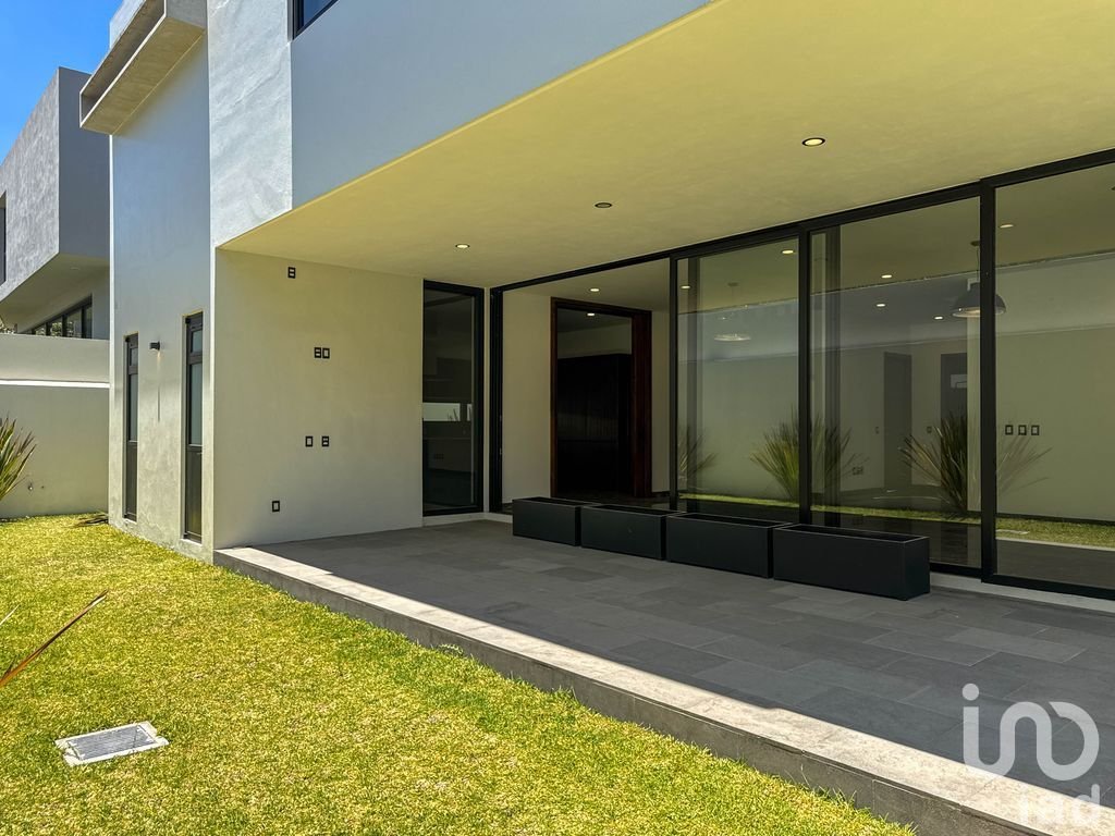 Casa en venta nueva en Valle Real, Zapopan, Jl