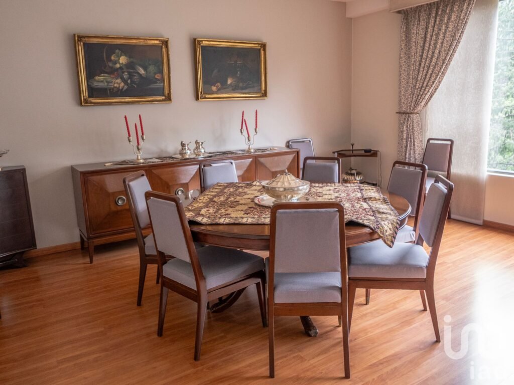 Espectacular departamento con excelente ubicación en Bosques de las Lomas  !!