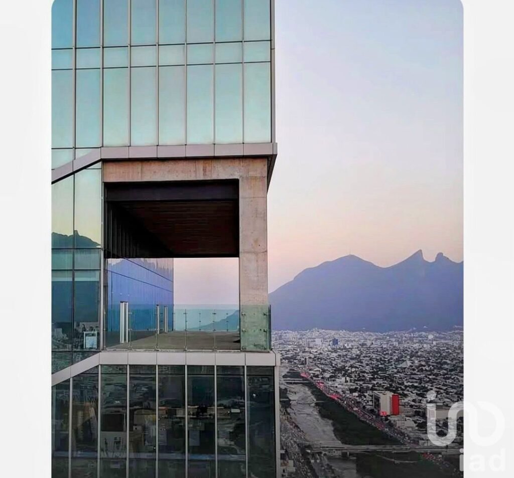Oficina renta Torre corporativa Obispado ,Monterrey Nuevo León