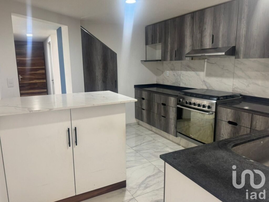 Casa en Venta en Cuautlancingo, Puebla, México (Inversión, 4 Caminos)