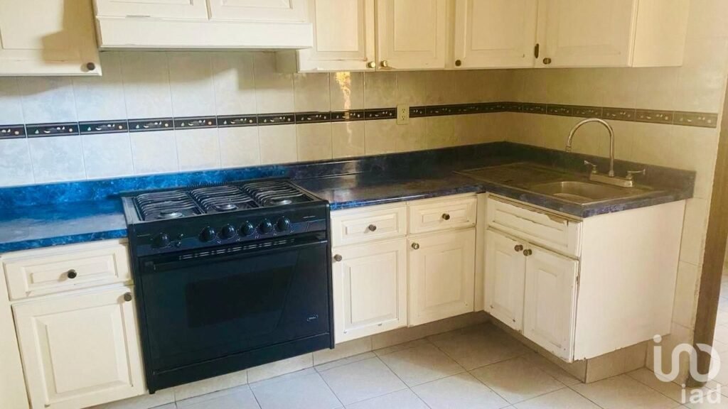 Se renta casa para uso comercial o habitacional en  Fraccionamiento Los Pilares, San Manuel, Puebla