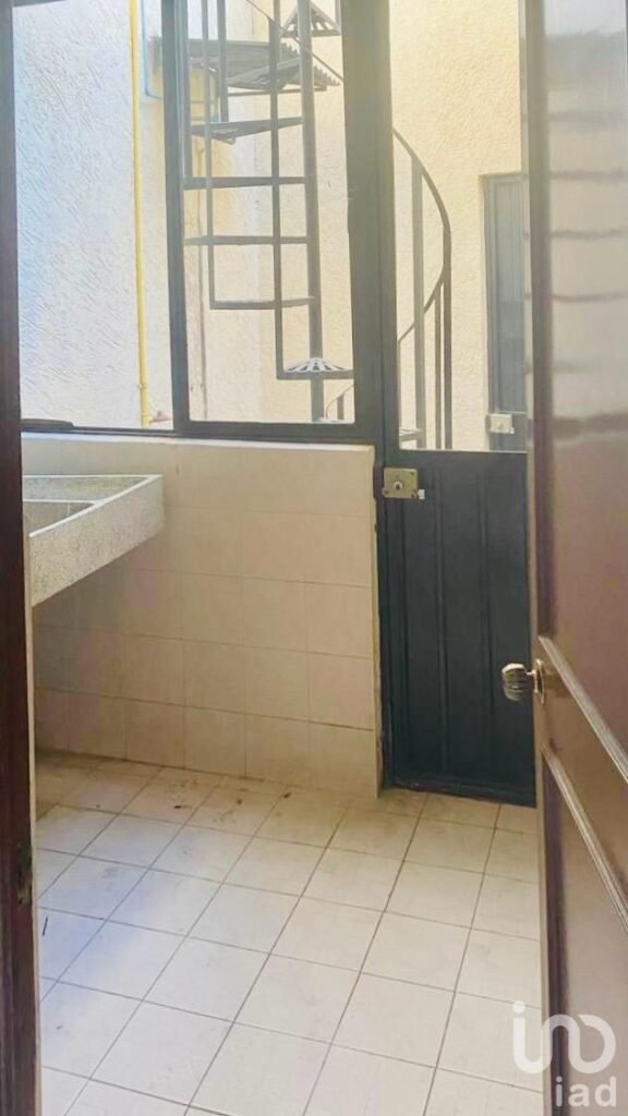 Se renta casa para uso comercial o habitacional en  Fraccionamiento Los Pilares, San Manuel, Puebla