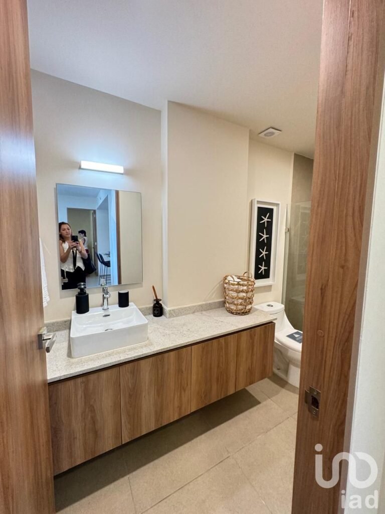 Departamento 2 recámaras, venta, cercano a Parque el mirador, Cancún, amenidades de lujo.