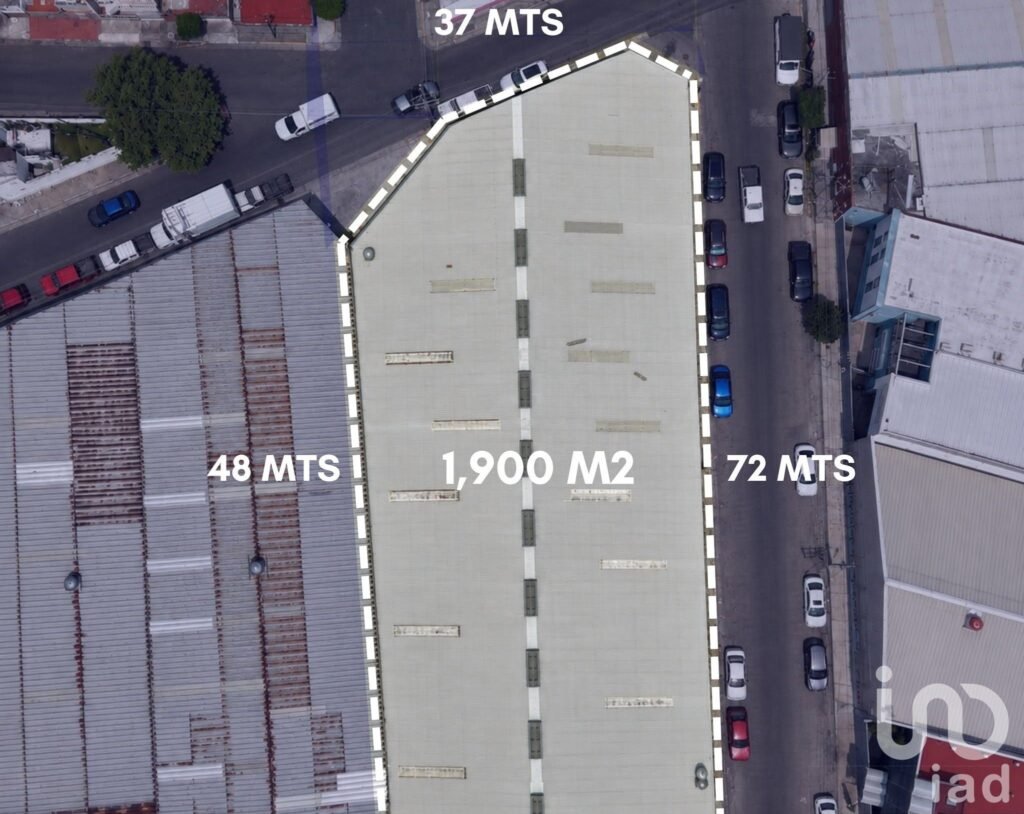 Bodega Industrial en Esquina – 1,900 m² con Luz Trifásica 440V – Col. Echeverría, GDL