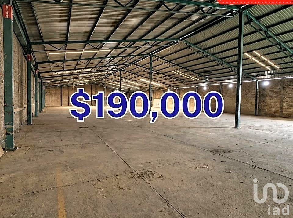 Bodega Industrial en Esquina – 1,900 m² con Luz Trifásica 440V – Col. Echeverría, GDL