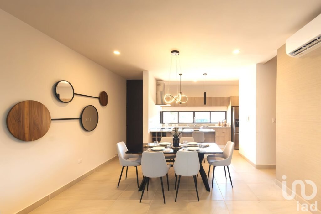 Townhouse de 2 Recámaras con Roof Top Privado en Cholul