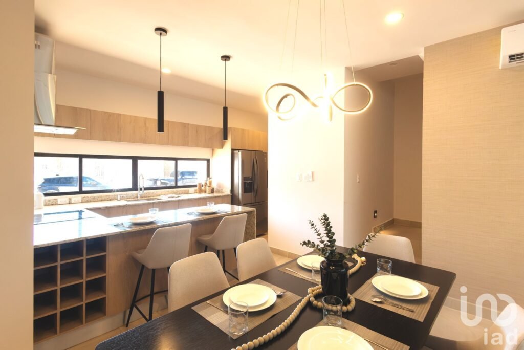 Townhouse de 2 Recámaras con Roof Top Privado en Cholul