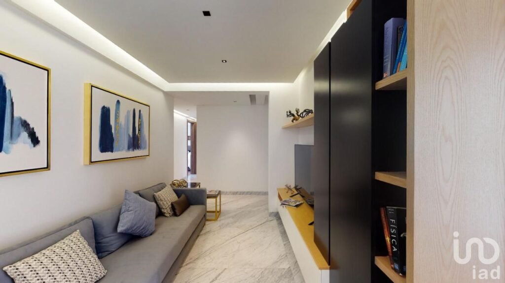 CASA EN VENTA  EN BOSQUE REAL EN OBRA GRIS