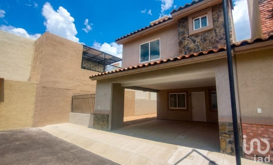 CASA EN RENTA EN RESIDENCIAL REAL MADEIRA,PACHUCA,HGO.