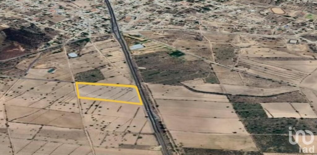 TERRENO EN VENTA  SOBRE CARRETERA EN ZEMPOALA,HGO