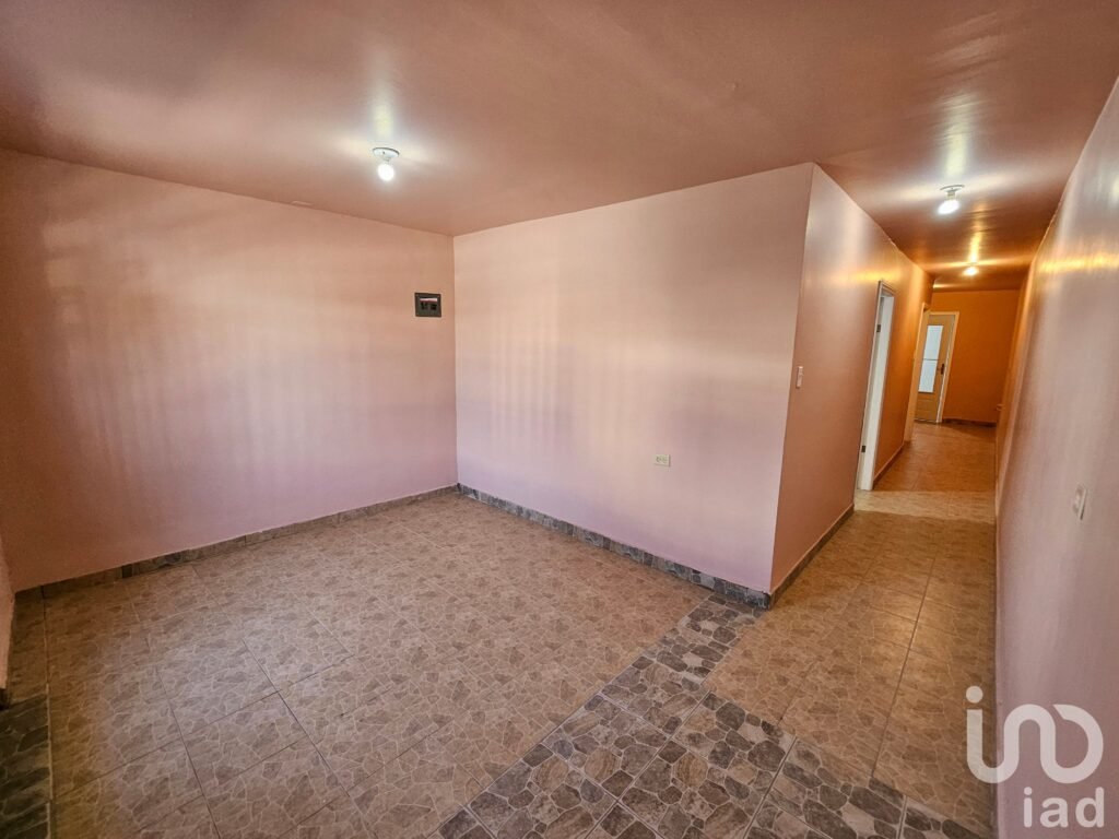 2 CASAS EN 1. VENTA 2 MIN. PUENTE INTERNACIONAL SANTA FE NORTE CD JUAREZ
