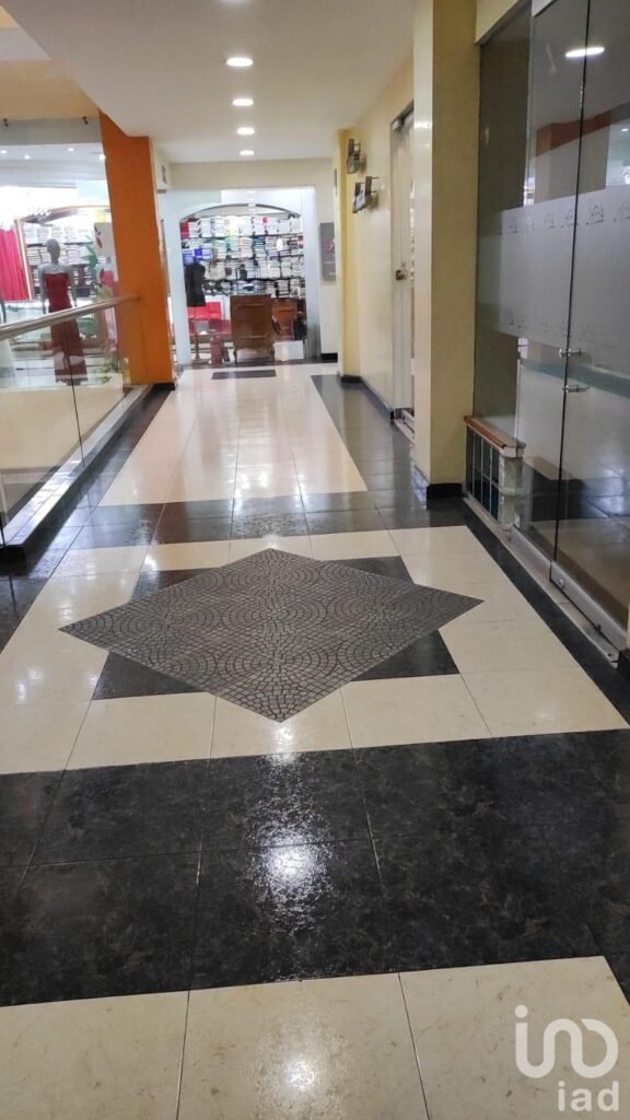 Se renta Local comercial en insurgentes sur.