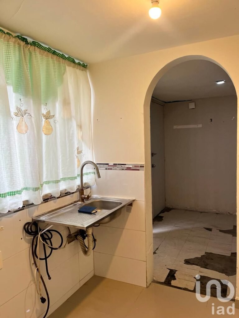 DEPARTAMENTO EN VENTA EN IZTAPALAPA SOBRE LA AV. TEXCOCO