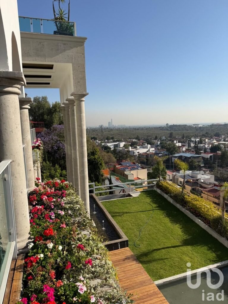 RESIDENCIA EN VENTA EN JARDINES DEL PEDREGAL, CDMX