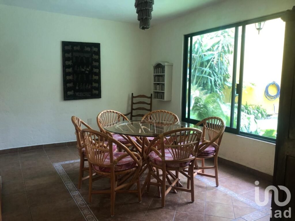 EN VENTA CASA EN PRIVADA DE 7 CASAS EN CHAMILPA.