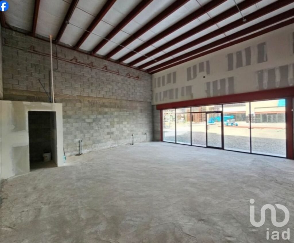 LOCALES NUEVA PLAZA EN RENTA JILOTEPEC Y LAS TORRES ESTRENALO