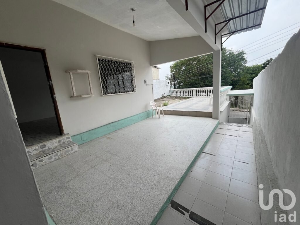 Casa en venta en Primitivo R. Valencia en San Andrés Tuxtla, Ver.