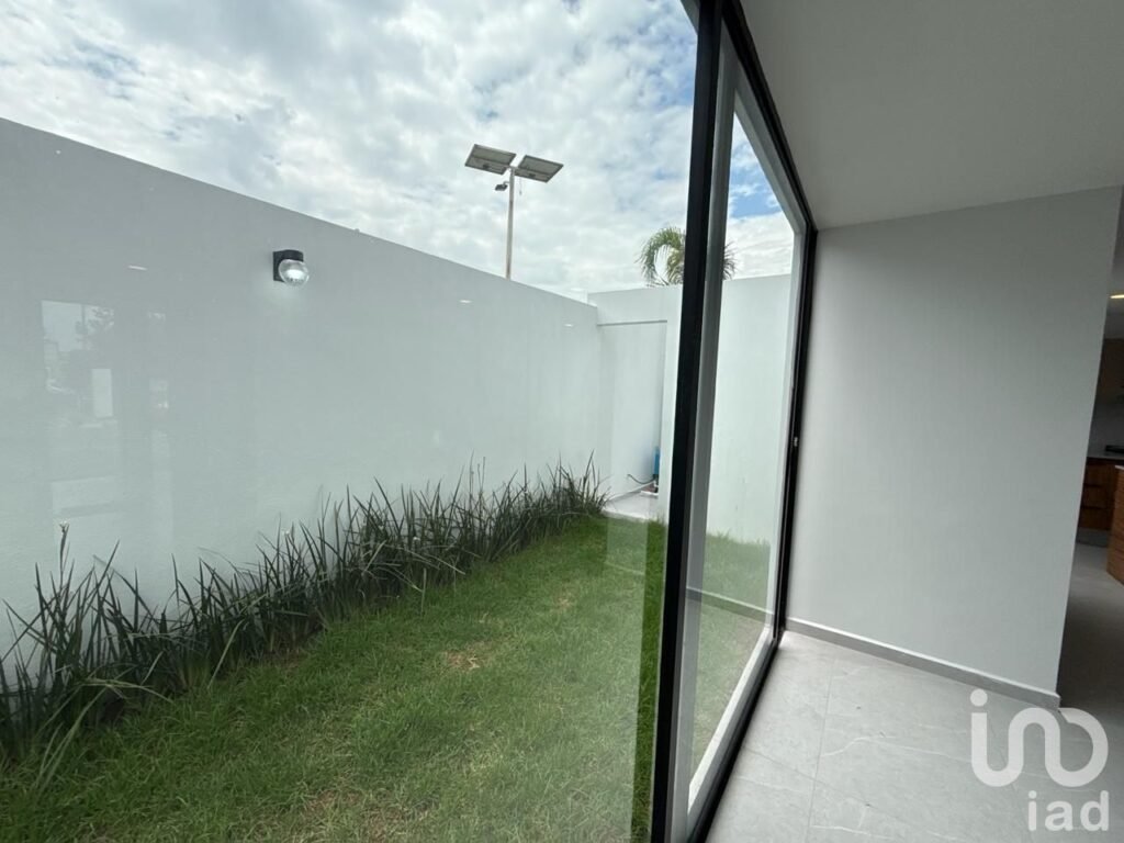 CASA NUEVA EN VENTA CON CASA CLUB Y RÁPIDO ACCESO A PERIFÉRICO