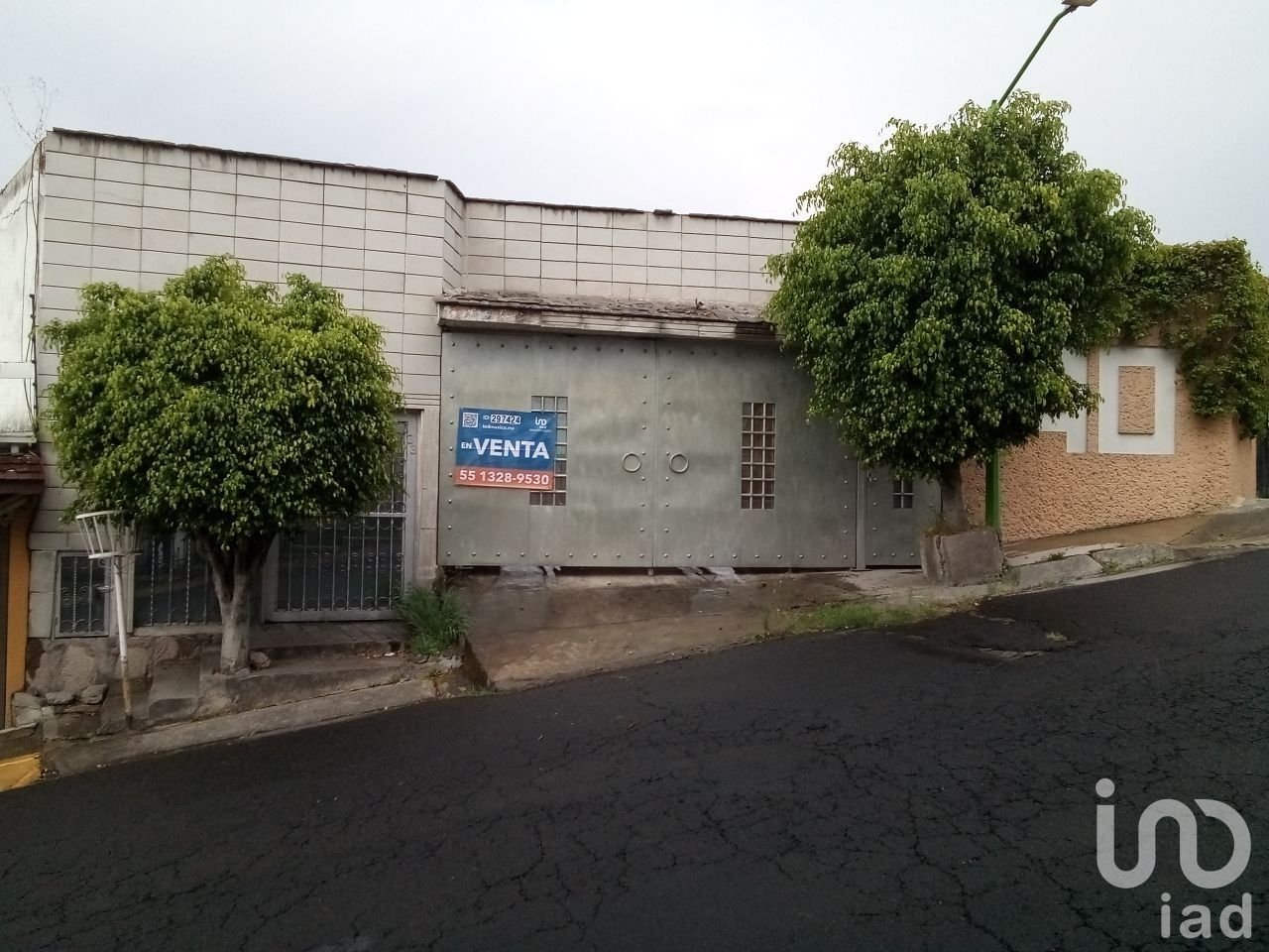 CASA EN VENTA CON JARDIN Y ALBERCA EN MAYORAZGOS ATIZAPAN DE ZARAGOZA