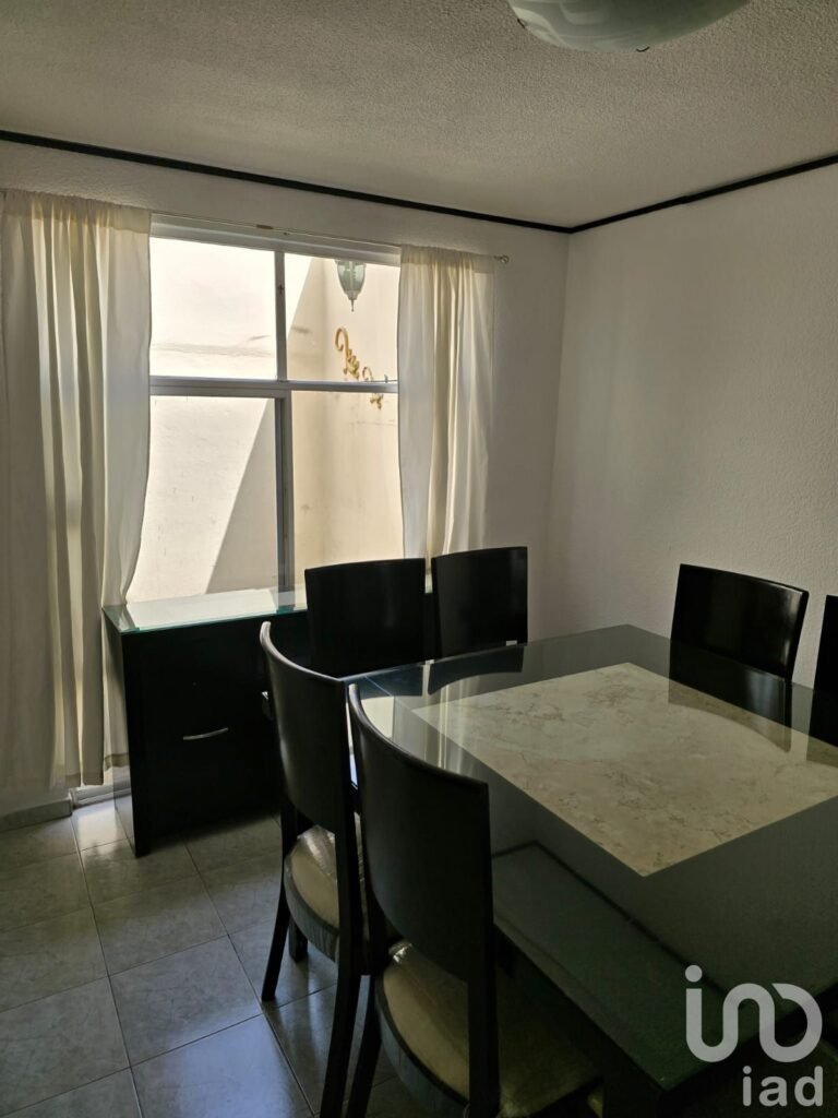 Casa AMUEBLADA EN RENTA