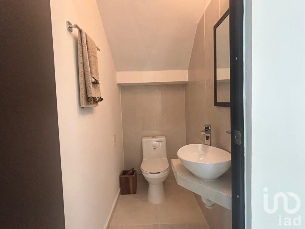 Casa Nueva en Venta  con sala a doble altura