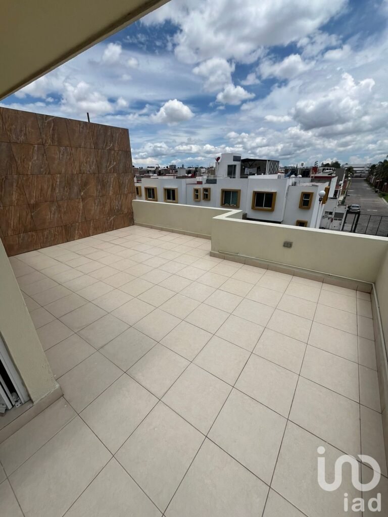 Casa en venta en Huejotzingo (VILLA LAS MORAS) con amenidades premium.