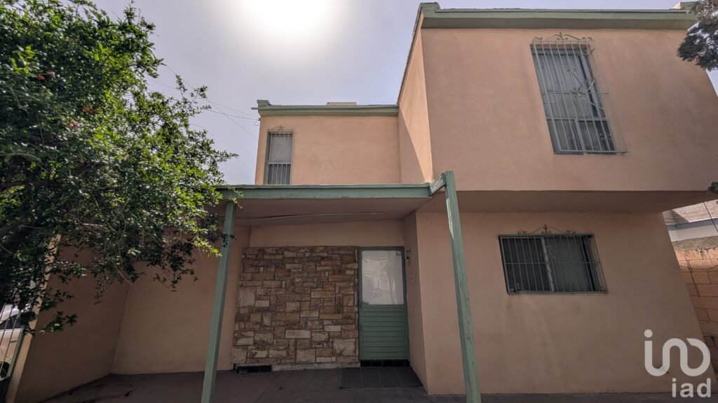 Casa en Venta en Pradera Dorada en Esquina