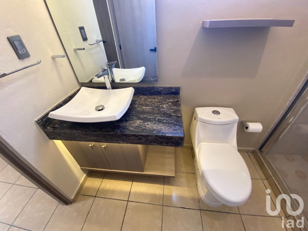 CASA EN RENTA CENTRO SUR