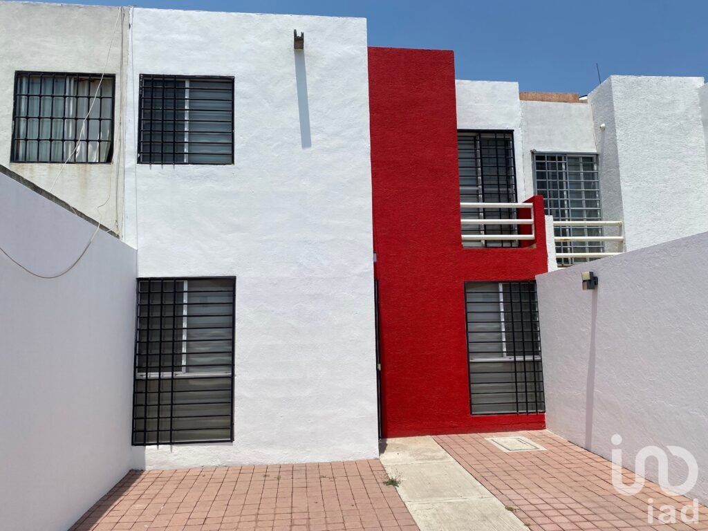 CASA EN RENTA CENTRO SUR