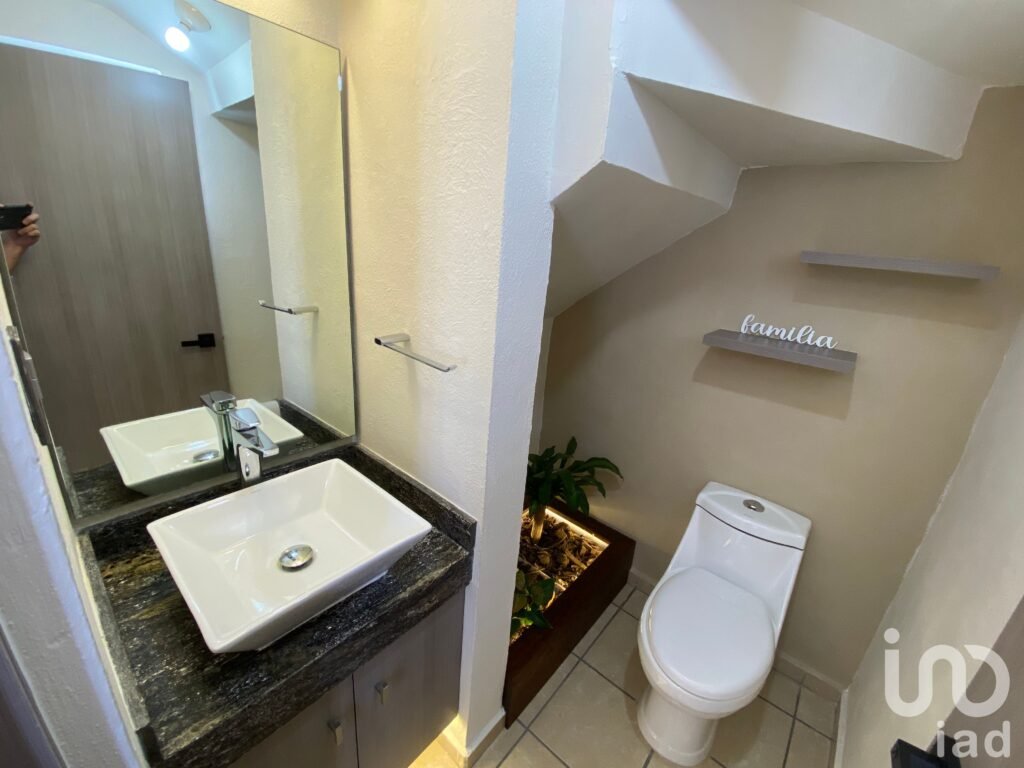 CASA EN RENTA CENTRO SUR
