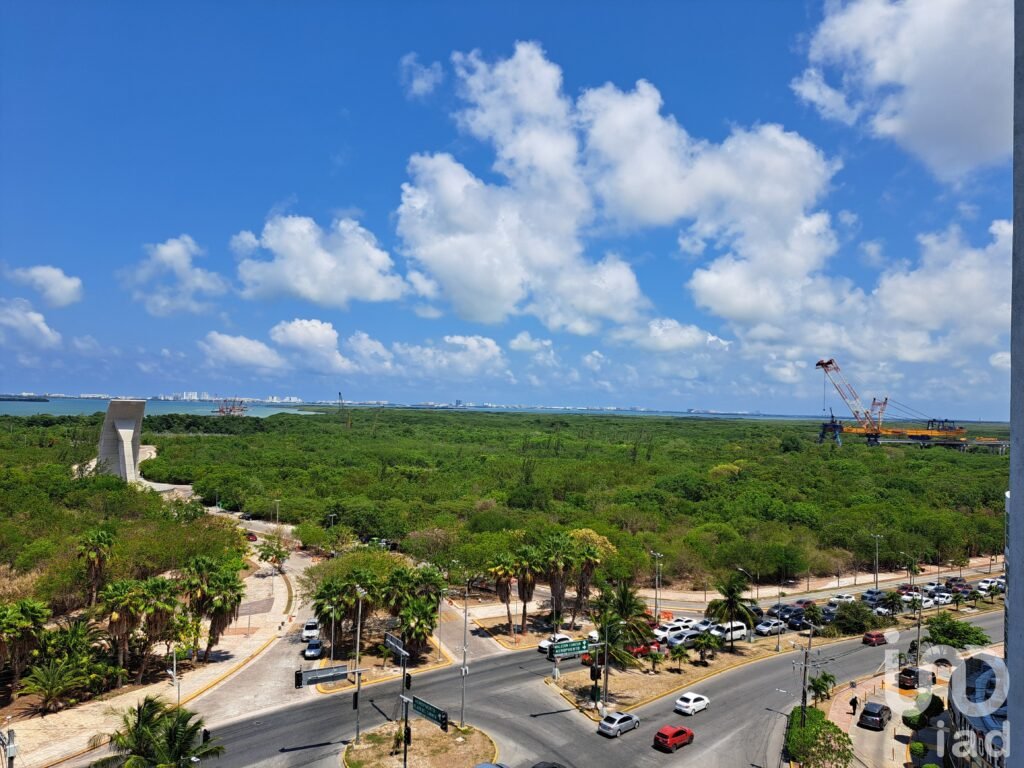 VENTA DE DEPARTAMENTO EN MALECÓN AMERICAS CANCÚN