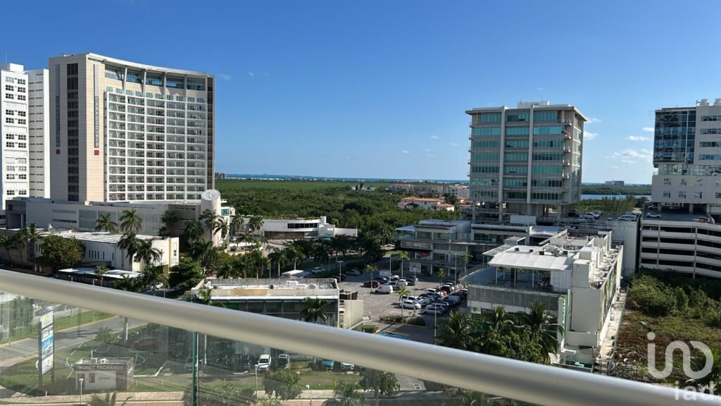 VENTA DE DEPARTAMENTO EN MALECÓN AMERICAS CANCÚN