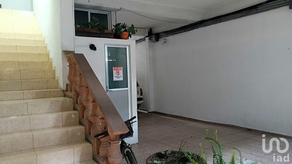 VENTA DE DEPARTAMENTO EN LA COLONIA VERTIZ NARVARTE, LISTO PARA HABITAR