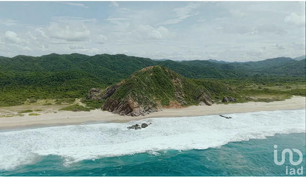 SE VENDE TERRENO DE 513 HA A SOLO 10 MINUTOS DEL AEROPUERTO INTERNACIONAL DE MANZANILLO COLIMA