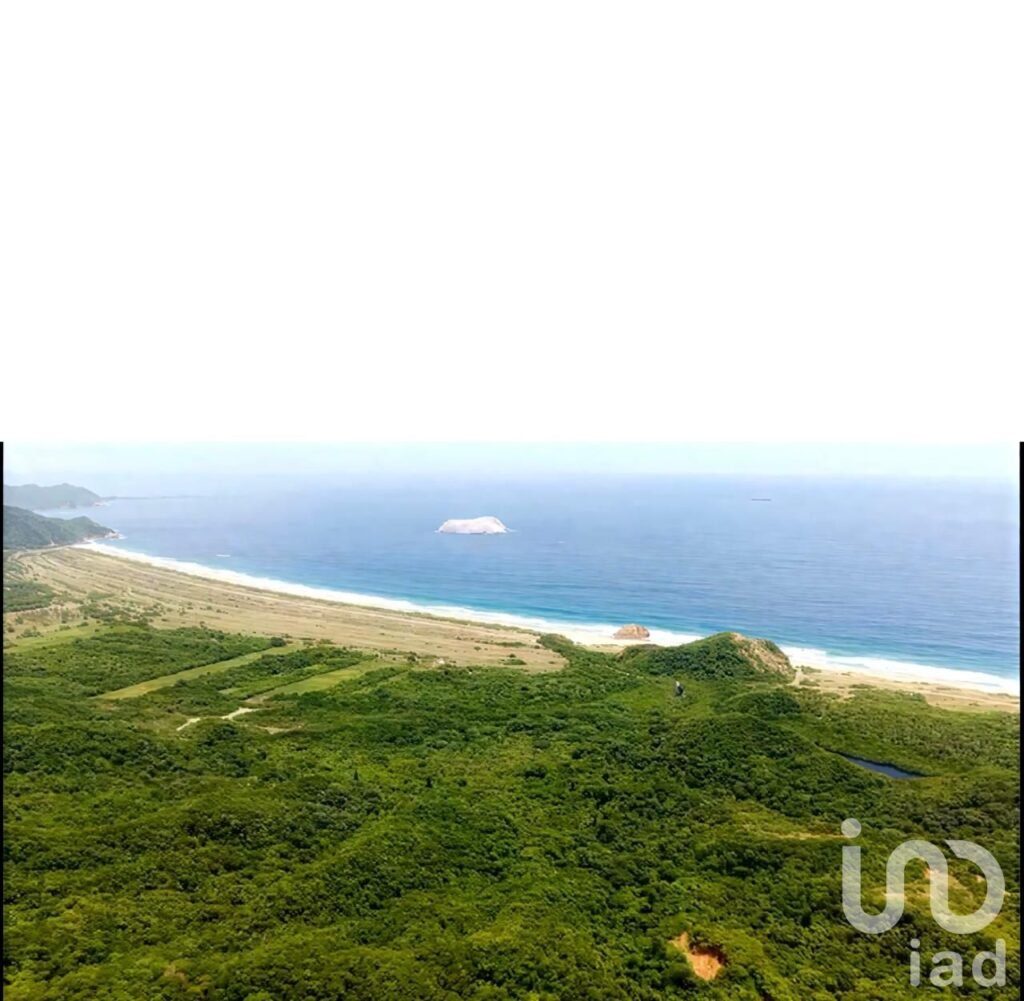 SE VENDE TERRENO DE 513 HA A SOLO 10 MINUTOS DEL AEROPUERTO INTERNACIONAL DE MANZANILLO COLIMA