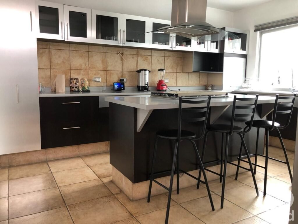 CASA EN VENTA  AL SUR DE LA CIUDAD DE PUEBLA  EN XILOTZINGO CERCA DEL IPETH
