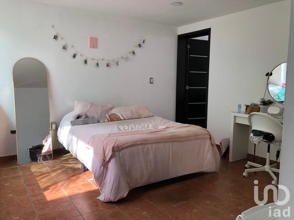 CASA EN VENTA  AL SUR DE LA CIUDAD DE PUEBLA  EN XILOTZINGO CERCA DEL IPETH